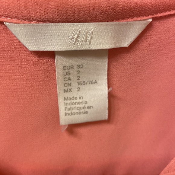 Pink H&M blouse - Picture 3 of 3